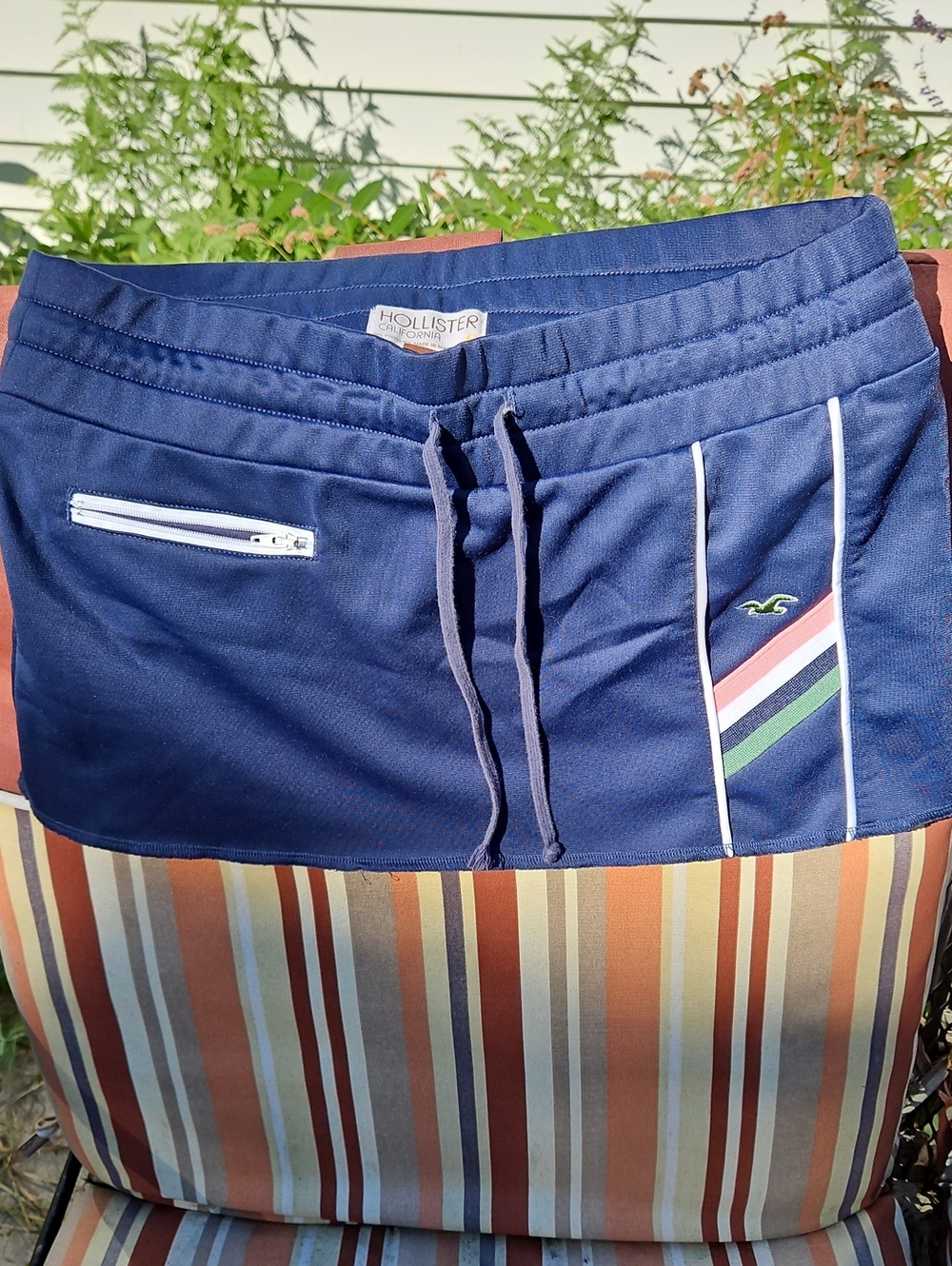 Hollister Color Block Athletic Shorts in Blue Size Small